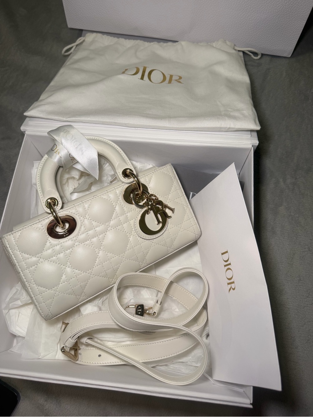 Dior Small Lady D-Joy Bag – Latte Cannage Lambskin - Picture 4 of 11